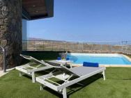 Villa Calm Ocean Views By Infinity Summer