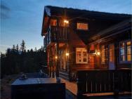 Awesome Home In Tuddal With Jacuzzi, Sauna And Wifi