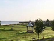 Amazing Views Across The Moray Firth, Private Suntrap Patio, 300m From The Beach, Off Street Parking! – zdjęcie 4