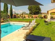 Awesome Home In Cavaillon With Wifi, Private Swimming Pool And 3 Bedrooms – zdjęcie 6