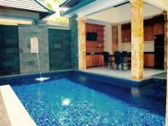 Room In Villa - Kori Maharani Villa - Two Bedroom Pool Villa 1