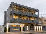 Armonia Apartments