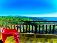 Hotel Radiance Regency - Scenic Mountain View Rooms With Balcony