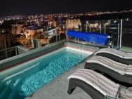 3 Bdr Penthouse With Red Sea View- By Amdar Holiday Apartments