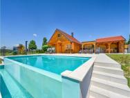 Nice Home In Lovrecan With Outdoor Swimming Pool, 3 Bedrooms And Heated Swimming Pool