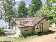 Nice Home In Lidhult With 3 Bedrooms, Sauna And Wifi