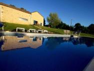 Wonderful House In Périgord , Heated Pool