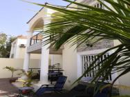 Janha's Senegambia Villa Holiday Rental With Free Wifi – zdjęcie 2