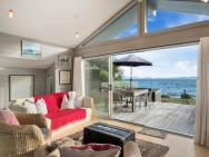 Five Mile Bliss - Lake Taupo Holiday Home