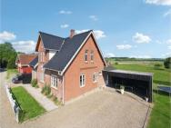 Amazing Home In Christiansfeld With 5 Bedrooms And Wifi 2