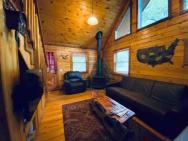 The Loft At Bear Mountain Log Cabins – photo 2
