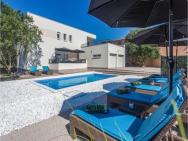 Amazing Home In Kraj With Outdoor Swimming Pool, Wifi And Heated Swimming Pool
