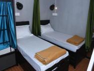 Afra Dormitory For Female & Male 5 Min From Airport – photo 4