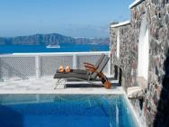 Stunning Seaview Santorini Villa - Dream Villa Vallas - Outdoor Private Pool - Fira