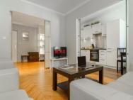 Family Apartments In The Heart Of Old Town