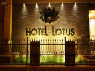 Hotel Lotus – zdjęcie 1
