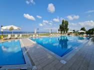 Sporköy Hotel & Beach Club – photo 5