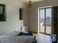 Lovely 3-bed Villa. Private Pool In Agios Nikolaos – zdjęcie 3