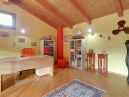 Mountain-view Holiday Home In Cusano Mutri With Private Garden