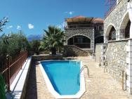 Amazing Home In Paralio Astros With 3 Bedrooms, Wifi And Outdoor Swimming Pool