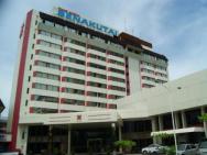 Benakutai Hotel And Apartemen