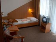 Hotel ** w Dobieszkowie  – zdjęcie 14