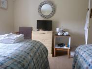 Awelon - Manorbier Bed And Breakfast