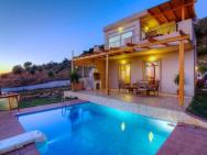 Villa Despina 2 Plakias Private Villa, Private Swimming Pool Garden, Panoramic Sunset