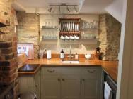 Wishbone Cottage In The Cotswolds – photo 7
