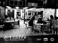 Art Theatre Caffe Hotel – photo 2