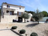 Luxury Villa In The Heart Of The Luberon With Private Pool