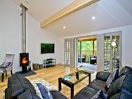 Cedar Lodge, South View Lodges, Exeter