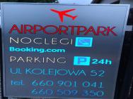 Noclegi Airportpark – zdjęcie 1