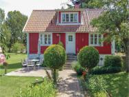Awesome Home In Slvesborg With 3 Bedrooms And Wifi