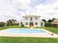 Beautiful Home In Laiguillon Sur Vie With 3 Bedrooms And Outdoor Swimming Pool