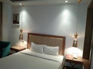 Hotel Amora - Rajnandgaon