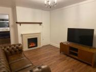 Charming Victoria Conversion Flat In Brentwood With A Garden & Free Parking – zdjęcie 3