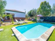 Amazing Home In Arriate With 3 Bedrooms, Wifi And Swimming Pool