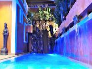 Wowland Luxury Pool Villa Pattaya Walking Street 6 Bedrooms