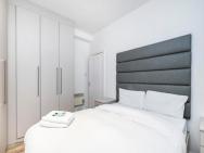 1 Bed Apartment, Regent's Park - Sk