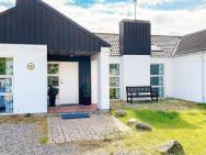 10 Person Holiday Home In Ebeltoft