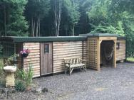 Cosy Woodland Cabin Escape And Retreat