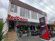 Reddoorz Near Rita Super Mall Purwokerto – photo 5
