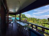 Island Samal Overlooking View House With Swimming Pools