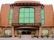 Silk Hotel