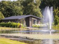 Beautiful Chalet With A Bath, In A Holiday Park In The Brabant Kempen