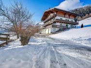 Holiday Apartment On A Farm In Hollersbach With A Dream Mountain View