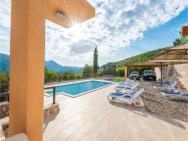 Beautiful Home In Vid W/ Outdoor Swimming Pool, Wifi And 3 Bedrooms – photo 3