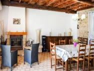 Beautiful Home In Blis Et Born With 4 Bedrooms, Private Swimming Pool And Outdoor Swimming Pool