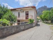 Nice Home In Cimin With 4 Bedrooms And Wifi